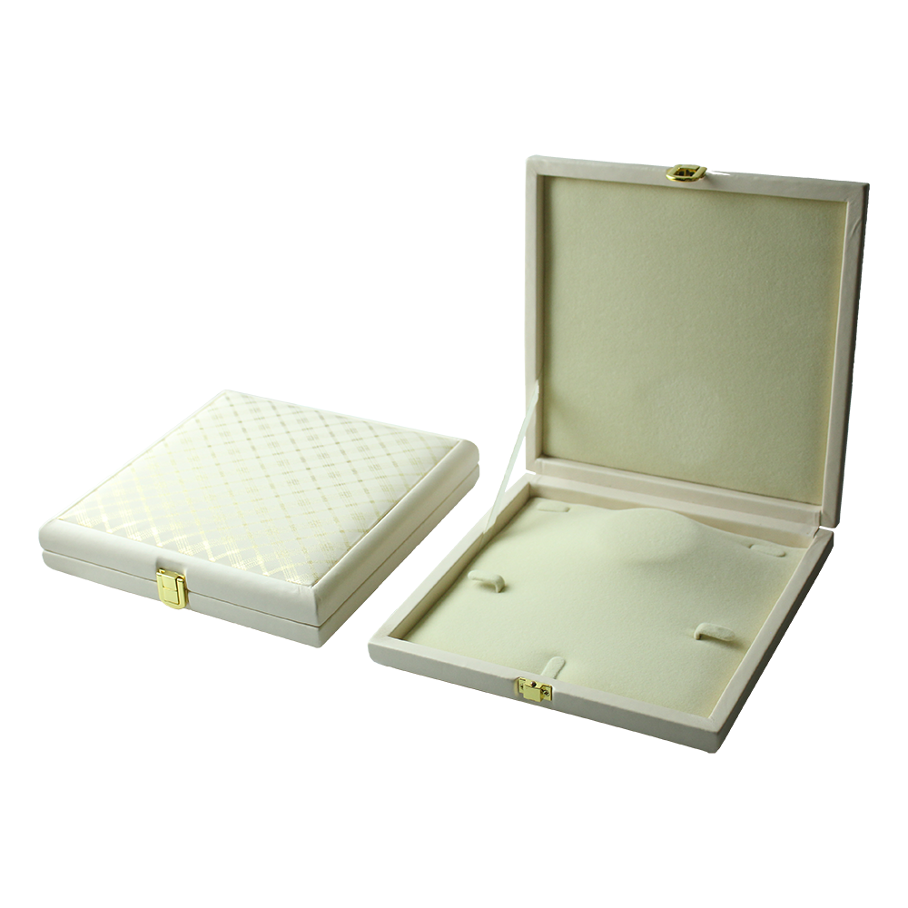 Textured Cream Leatherette Jewelry Boxes