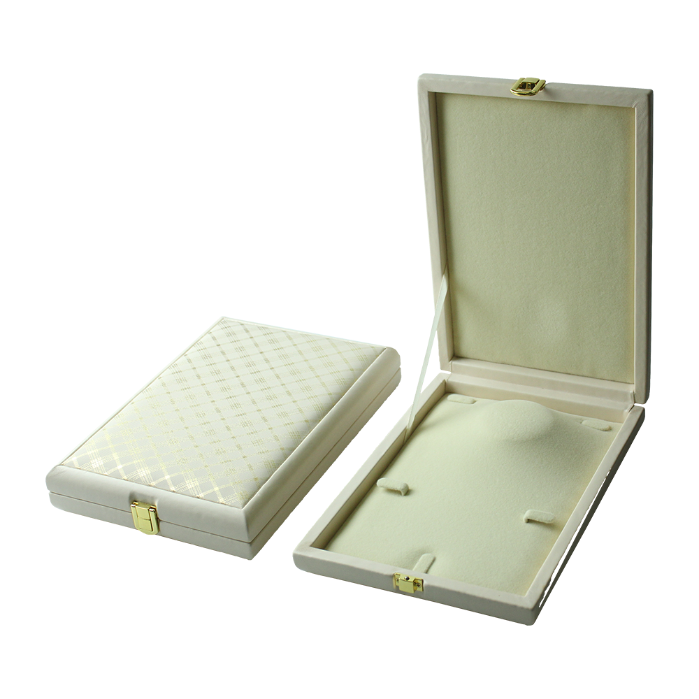 Textured Cream Leatherette Jewelry Boxes