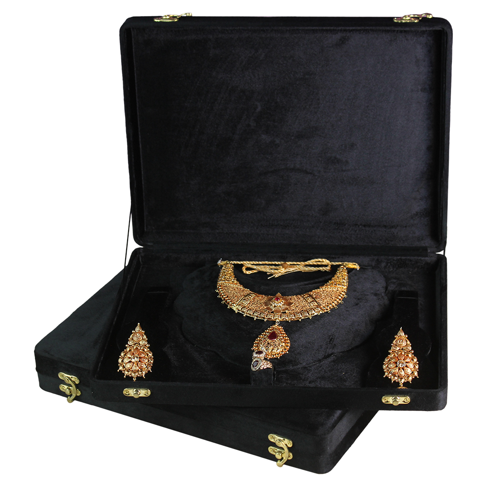 Gold Box Black Velvet 10x14 Bridal Necklace Box