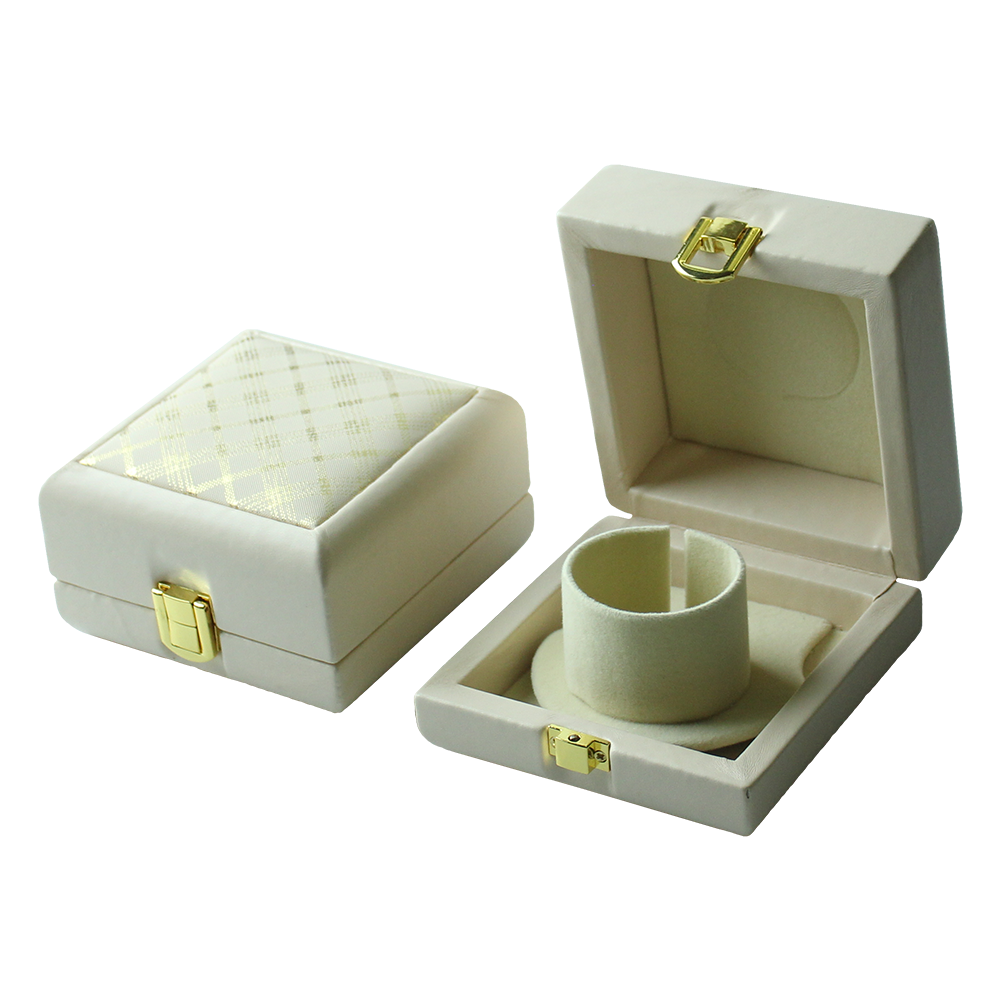 Textured Cream Leatherette Jewelry Boxes