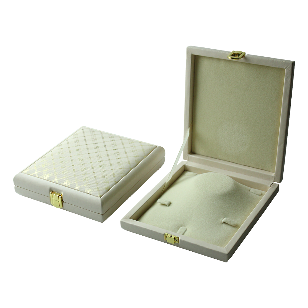Textured Cream Leatherette Jewelry Boxes