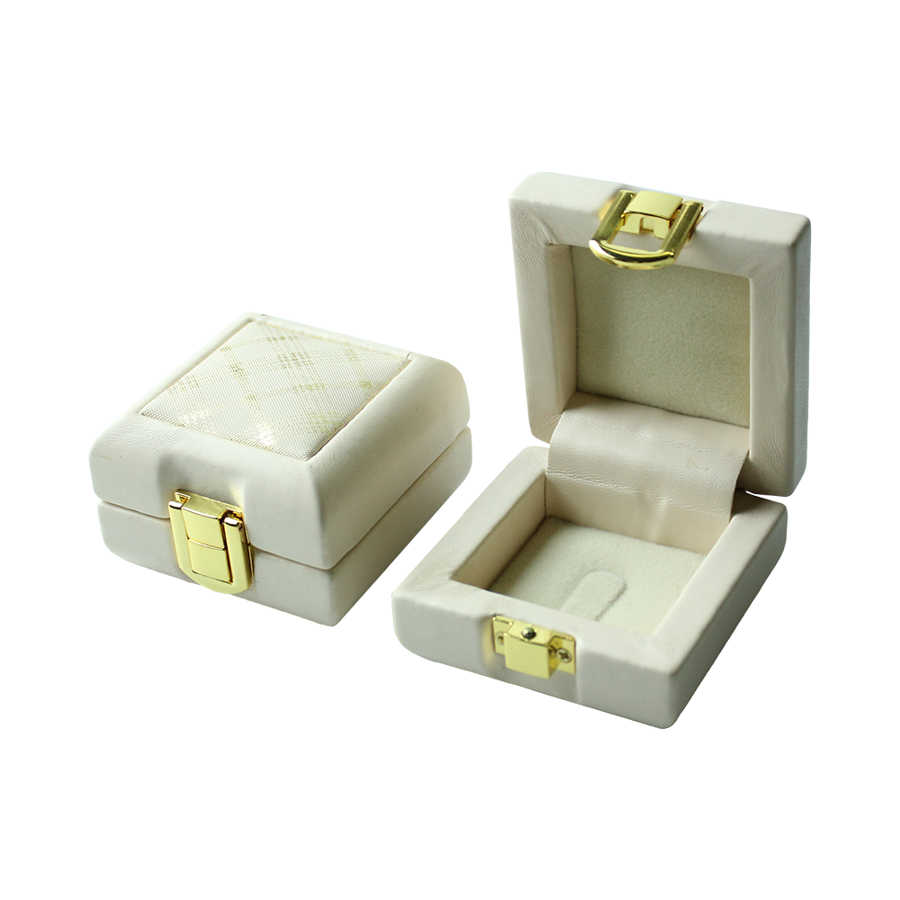 Textured Cream Leatherette Jewelry Boxes