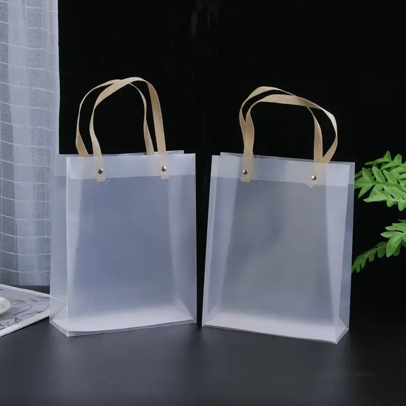 FROSTED LUXE TRANSPARENT GIFT BAGS WITH NATURAL HANDLES