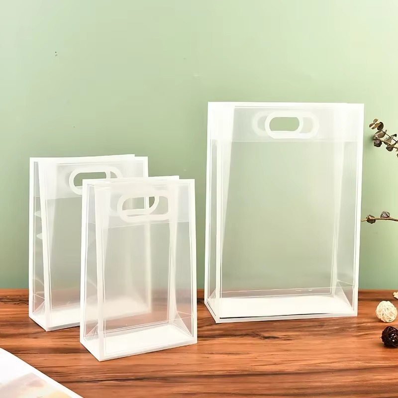 Luxury Transparent PVC Gift Bags with Colored Edges – Multipurpose Hand-Carry Packaging