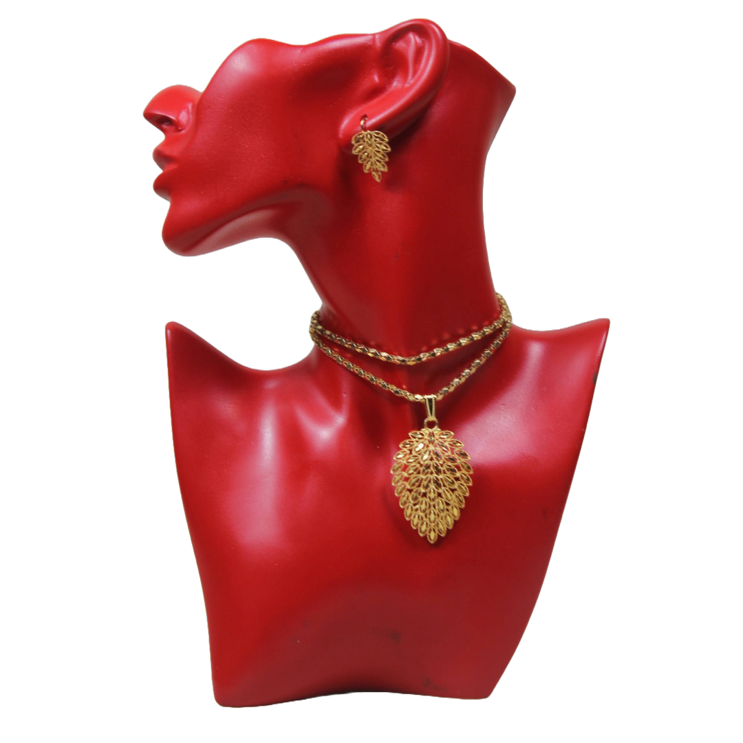 Stylish mannequin Busts for Jewelry Showcase