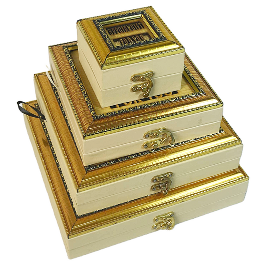 Beige Leathered Jewelry Boxes