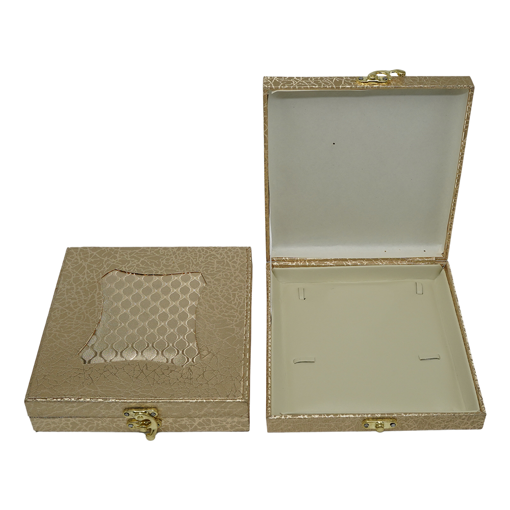 VIP Golden 6x6 Neckless Box