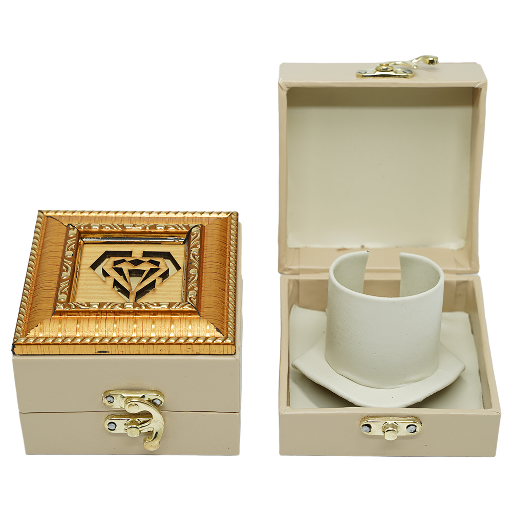 Beige Leathered Jewelry Boxes
