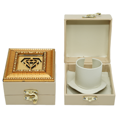 Beige Leathered Jewelry Boxes