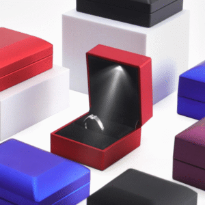 LED Ring Box with Glossy Lacquer Finish (Large)